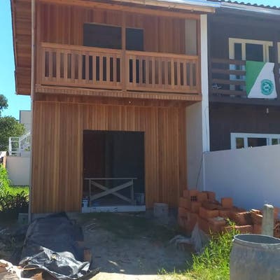 Sobrado de Madeira nº 2 para Locação Anual - Bairro Mariscal - Bombinhas/SC - Sobrado em Mariscal, Bombinhas - para locação - PRIME INVESTIMENTOS