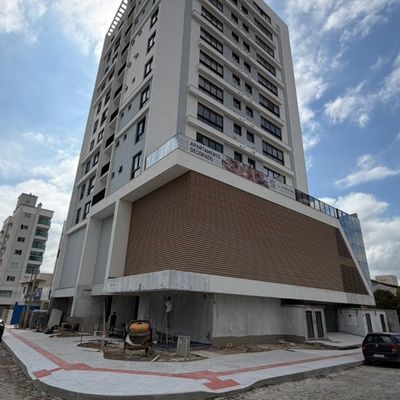 Apartamento novo a venda alto padrão com 3 suítes no centro de Camboriú SC - Apartamento em Centro, Camboriú - à venda - Ilaini Imóveis