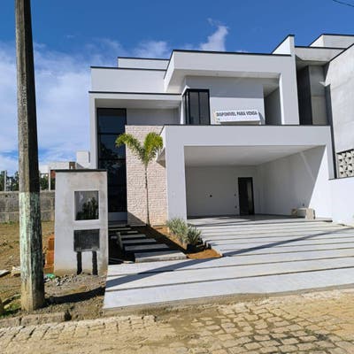 SOBRADO DE ALTO PADÃO - Casa de Alvenaria em Santana, Rio do Sul - à venda - Jardim Sul Imobiliária