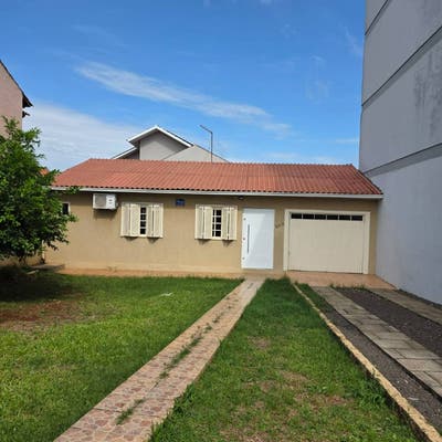 Casa Prox ao CTG legalistas - Casa em Centro, Santo Ângelo - à venda - CLARICE FURTADO FLORES RIGO ME