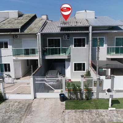 Sobrado bem Mobiliado - Sobrado em Piçarras, Guaratuba - à venda - Ferreira Imóveis
