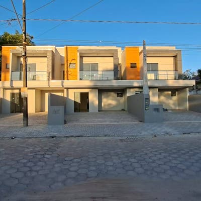 Sobrado - Sobrado em Itapema do Norte, Itapoá - à venda - EVEREST INVESTIMENTOS IMOBILIARIOS
