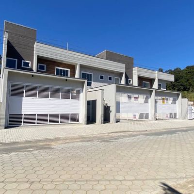 CASA GEMINADA NO BAIRRO AMIZADE - JARAGUÁ DO SUL - Casa Geminada em Amizade, Jaraguá do Sul - à venda - Brisa Sul Imóveis