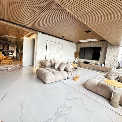 APARTAMENTO FRENTE MAR COM 196 m² - Apartamento em Cabeçudas, Itajaí - para locação - Livena Imóveis