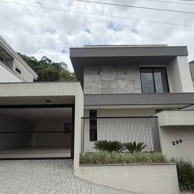 CASA DE ALTO PADRÃO NO BAIRRO AMIZADE - JARAGUÁ DO SUL - Casa em Amizade, Jaraguá do Sul - à venda - Brisa Sul Imóveis