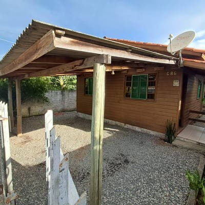 Casa com 2 quartos, São João do Rio Vermelho - Florianópolis - Casa em São João do Rio Vermelho, Florianópolis - para locação - LIDER CORRETORA DE IMOVEIS LTDA