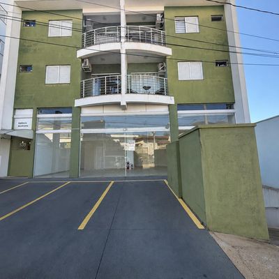 ÓTIMO PONTO COMERCIAL CENTRAL PARA LOCAÇÃO - Comercial em Centro, São João da Boa Vista - para locação - BOCOLI IMÓVEIS