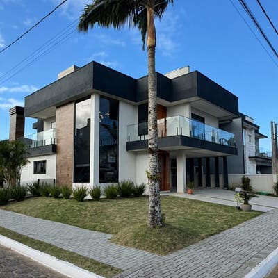 Sobrado com 294m² dentro do Condominio Fechado South Beach - Casa de Condomínio em Barra do Sai, Itapoá - à venda - Imobiliaria Patricia Claudino