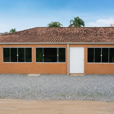 CASA, 4 QUARTOS SENDO 1 SUITE, BALNEÁRIO BARRA DO SAI - Casa em Barra do Sai, Itapoá - à venda - Ampla Engenharia & Imóveis