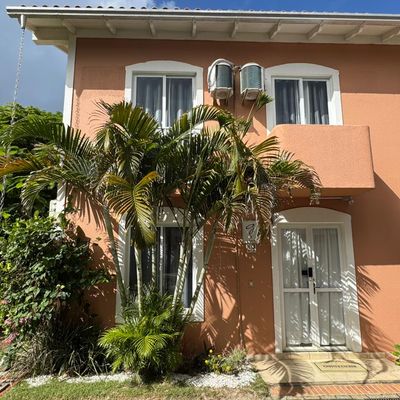 Sobrado com 2 quartos, Mariscal - Bombinhas - Apartamento em Mariscal, Bombinhas - para temporada - Imobiliária Lenita Imóveis