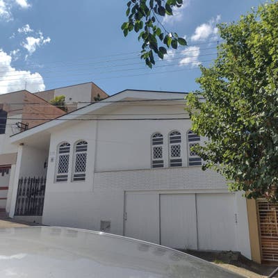EXCELENTE CASA -RESIDENCIAL E COMERCIAL - CENTRO - Casa em Centro, São João da Boa Vista - para locação e à venda - Helena Imóveis