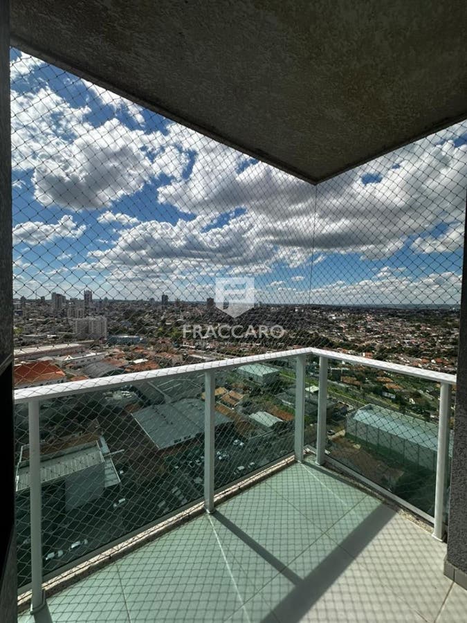 Apartamento à venda em Uvaranas, Ponta Grossa — Portal Chave Fácil