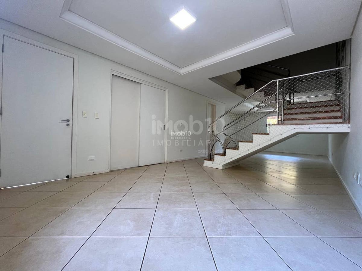 SOBRADO A VENDA COM 4 QUARTOS CONDOMINIO RESIDENCIAL TORONTO FOZ DO IGUAÇU - PR
